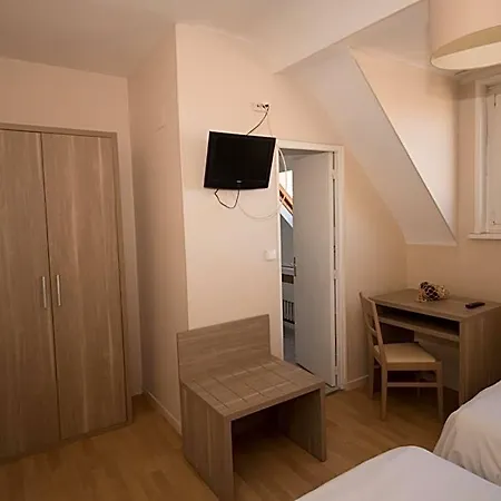 Pacific Otel Calais