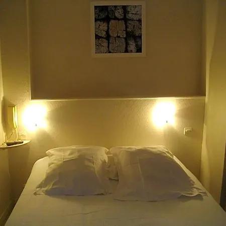 Otel Pacific 2*